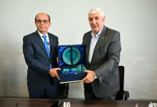 “Kızılay, Aziz Milletimizin Merhamet Ve Şefkat Elidir”